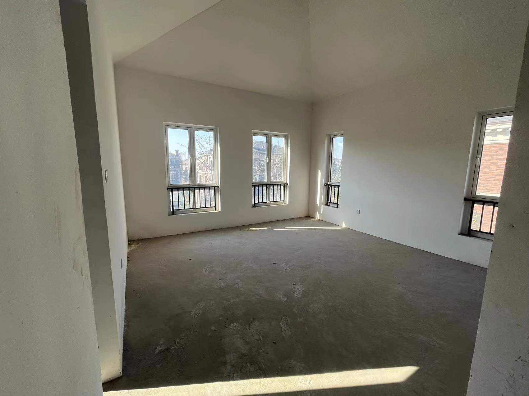 顺发御园 4室3厅3卫 310m&sup2;