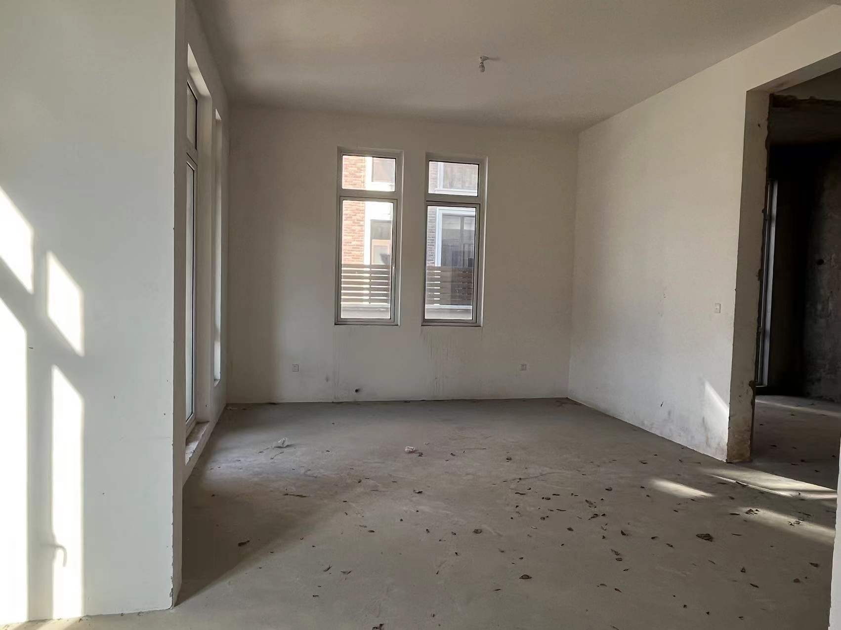 顺发御园 4室3厅3卫 310m&sup2;