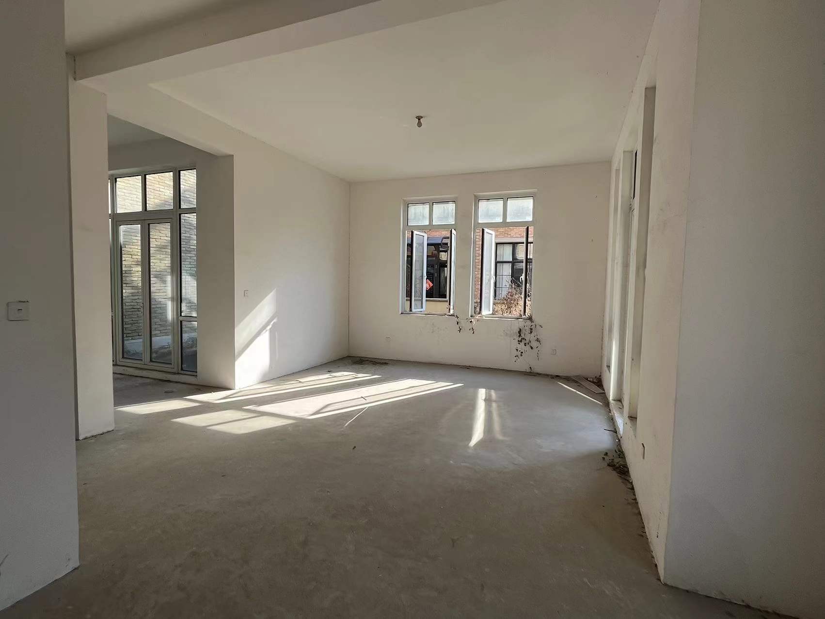 顺发御园 4室3厅3卫 326m&sup2;