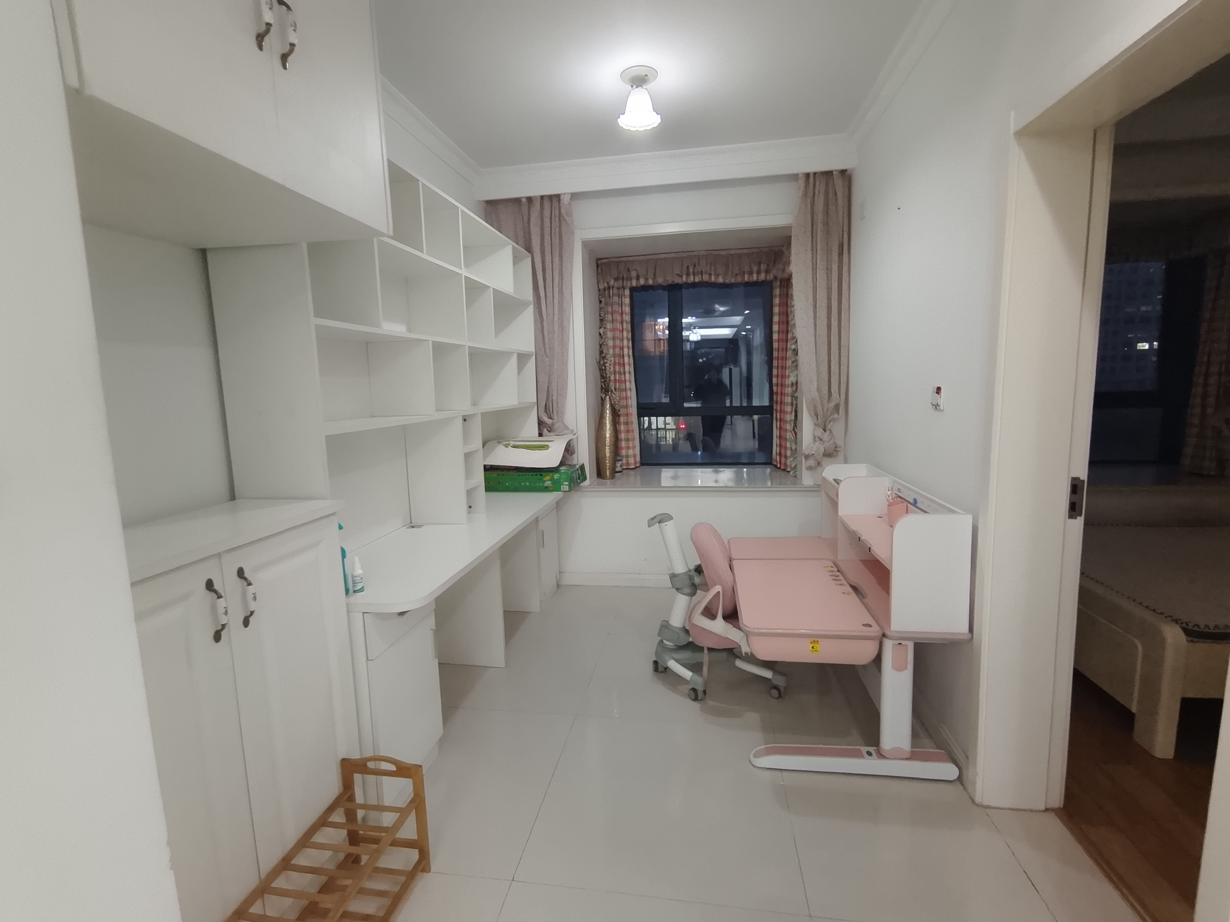 中港城 2室2厅1卫 89m&sup2;