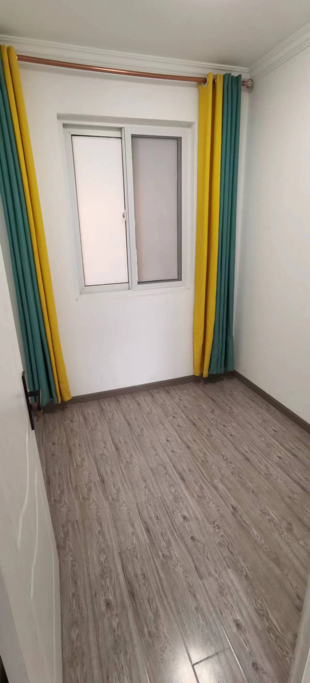 景瑞御府 3室2厅1卫 93m&sup2;