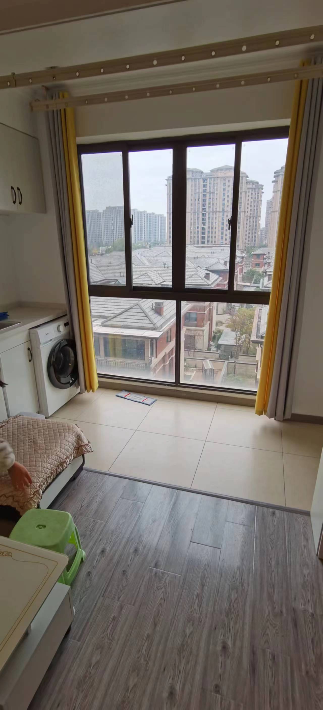 景瑞御府 3室2厅1卫 93m&sup2;