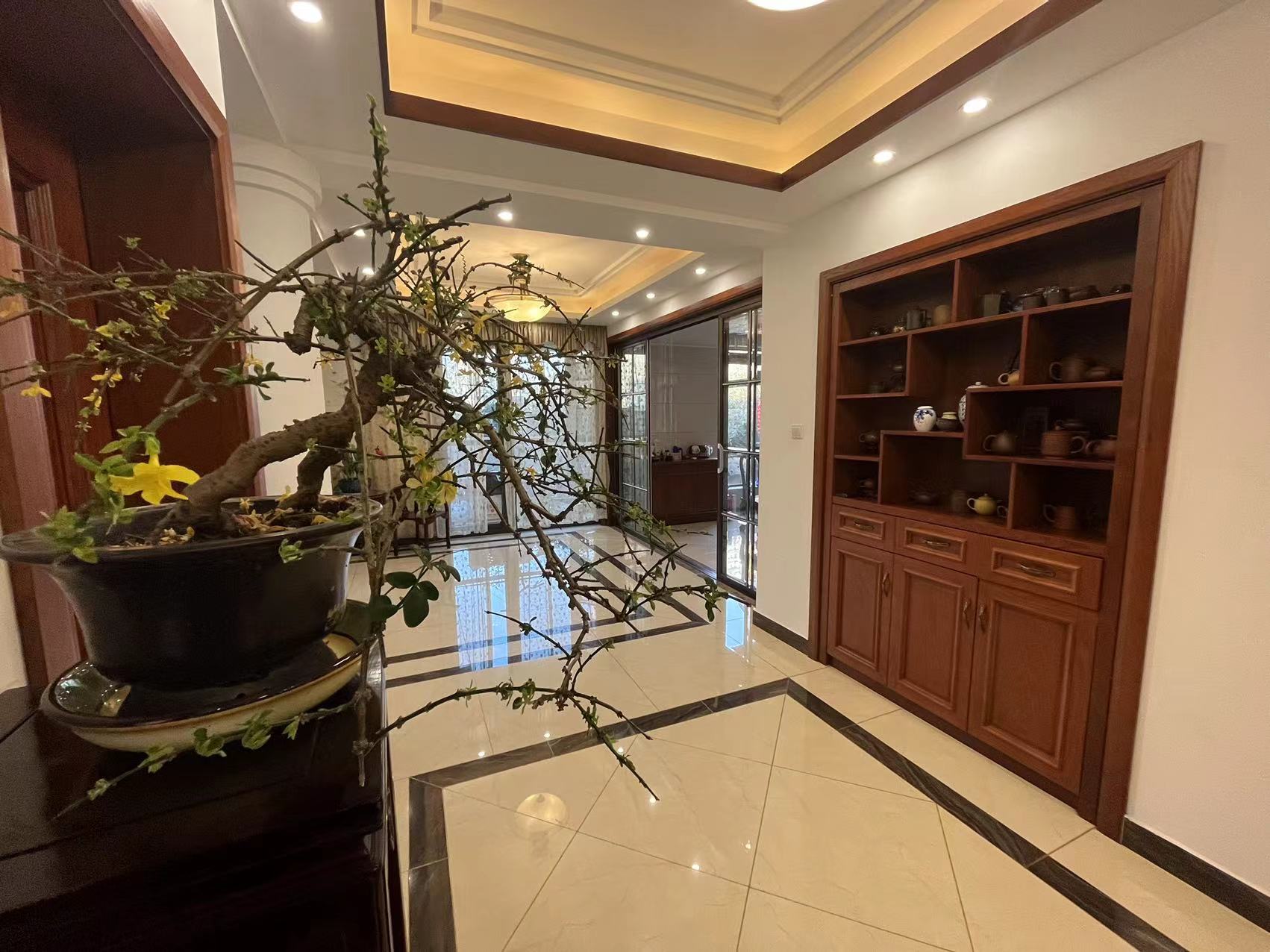 紫琅花园别墅 5室2厅2卫 211.85m²