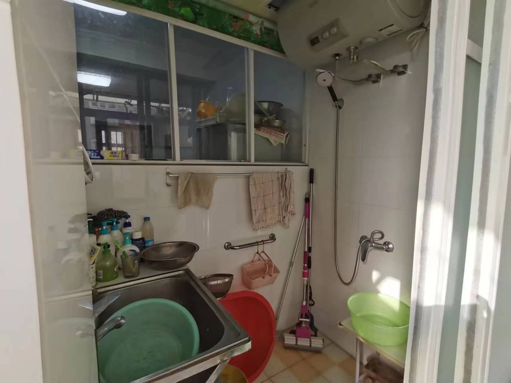 跃龙路76号 2室1厅1卫 64.40m&sup2;