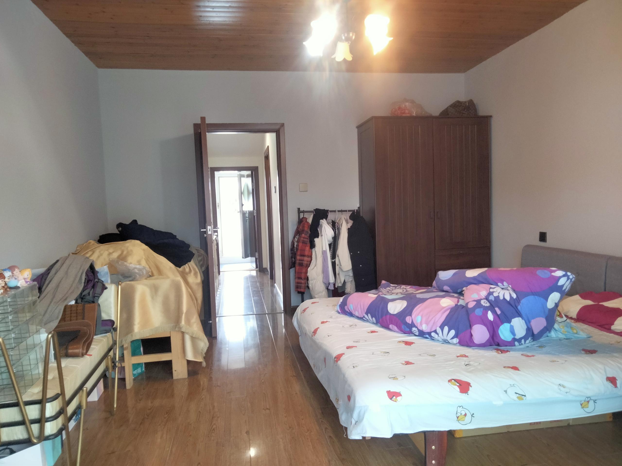 天都花苑 2室1厅1卫 61.76m&sup2;