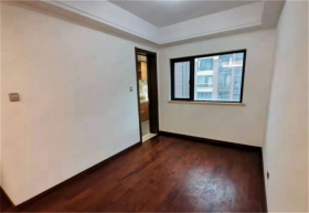 万科城市之光 3室2厅2卫 122m&sup2;