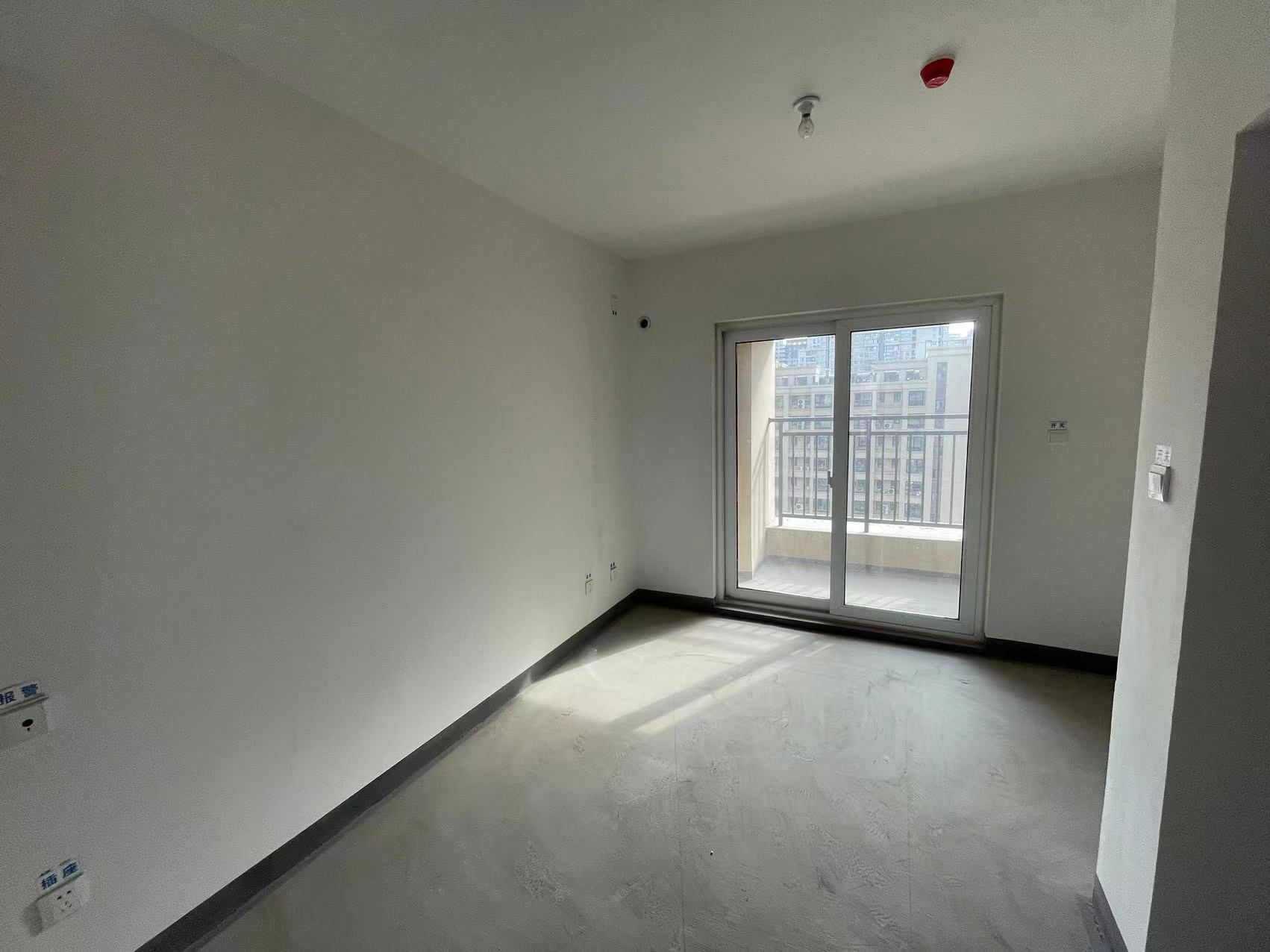 世茂新界 3室2厅1卫 88m&sup2;