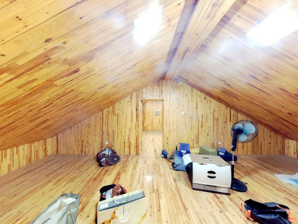 星湖花园 6室3厅3卫 356.00m&sup2;
