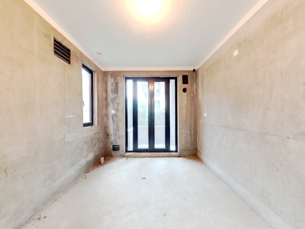 山水壹号 4室2厅3卫 270m&sup2;