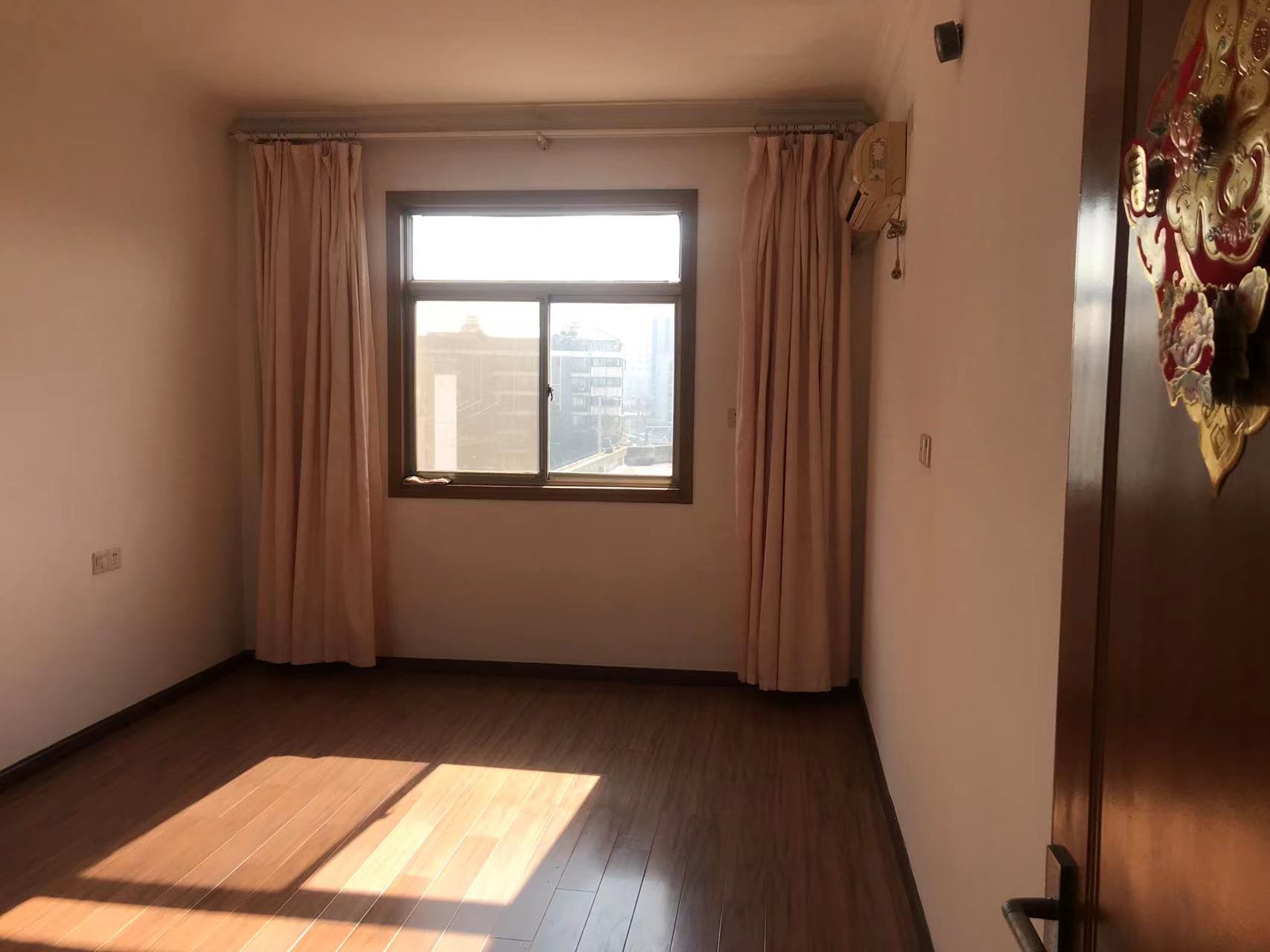 孩儿巷北路68号 3室1厅1卫 98.44m&sup2;