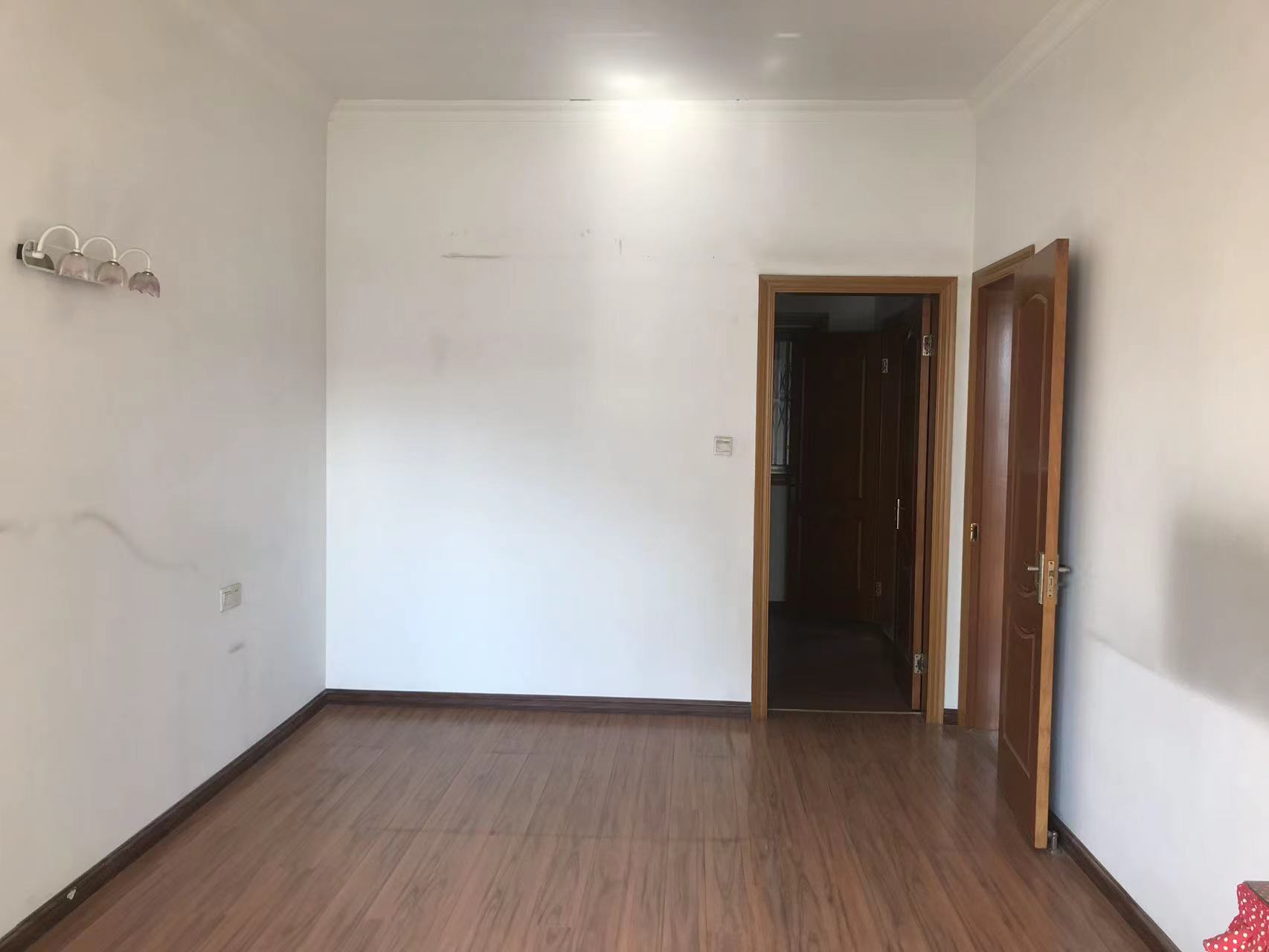 孩儿巷北路68号 3室1厅1卫 98.44m&sup2;