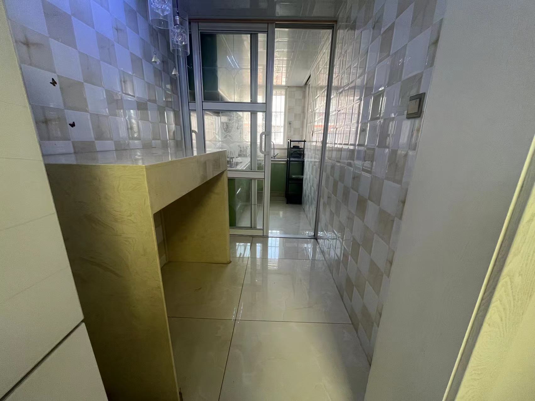 新港花苑 1室1厅1卫 56.28m&sup2;
