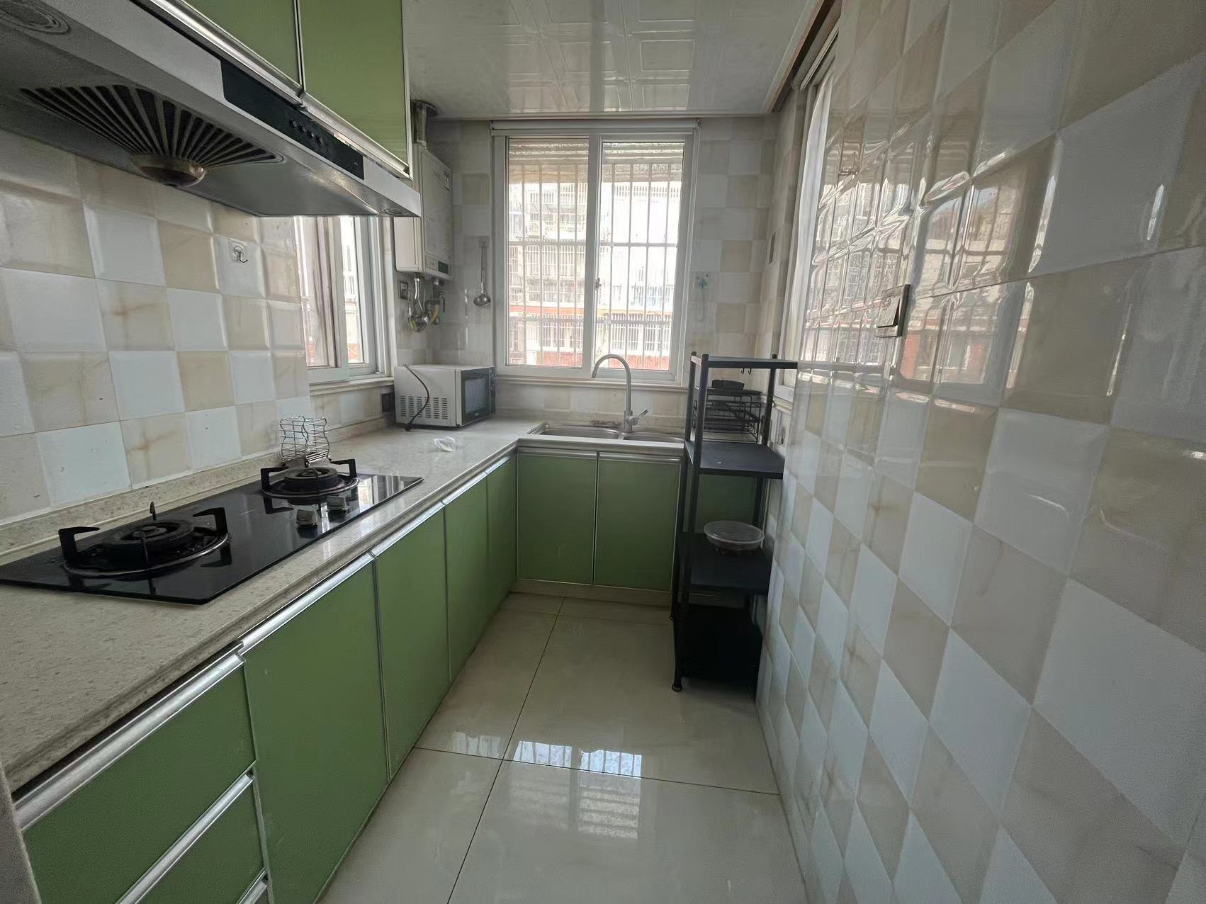 新港花苑 1室1厅1卫 56.28m&sup2;