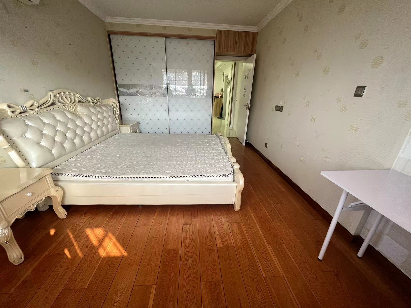新港花苑 1室1厅1卫 56.28m&sup2;