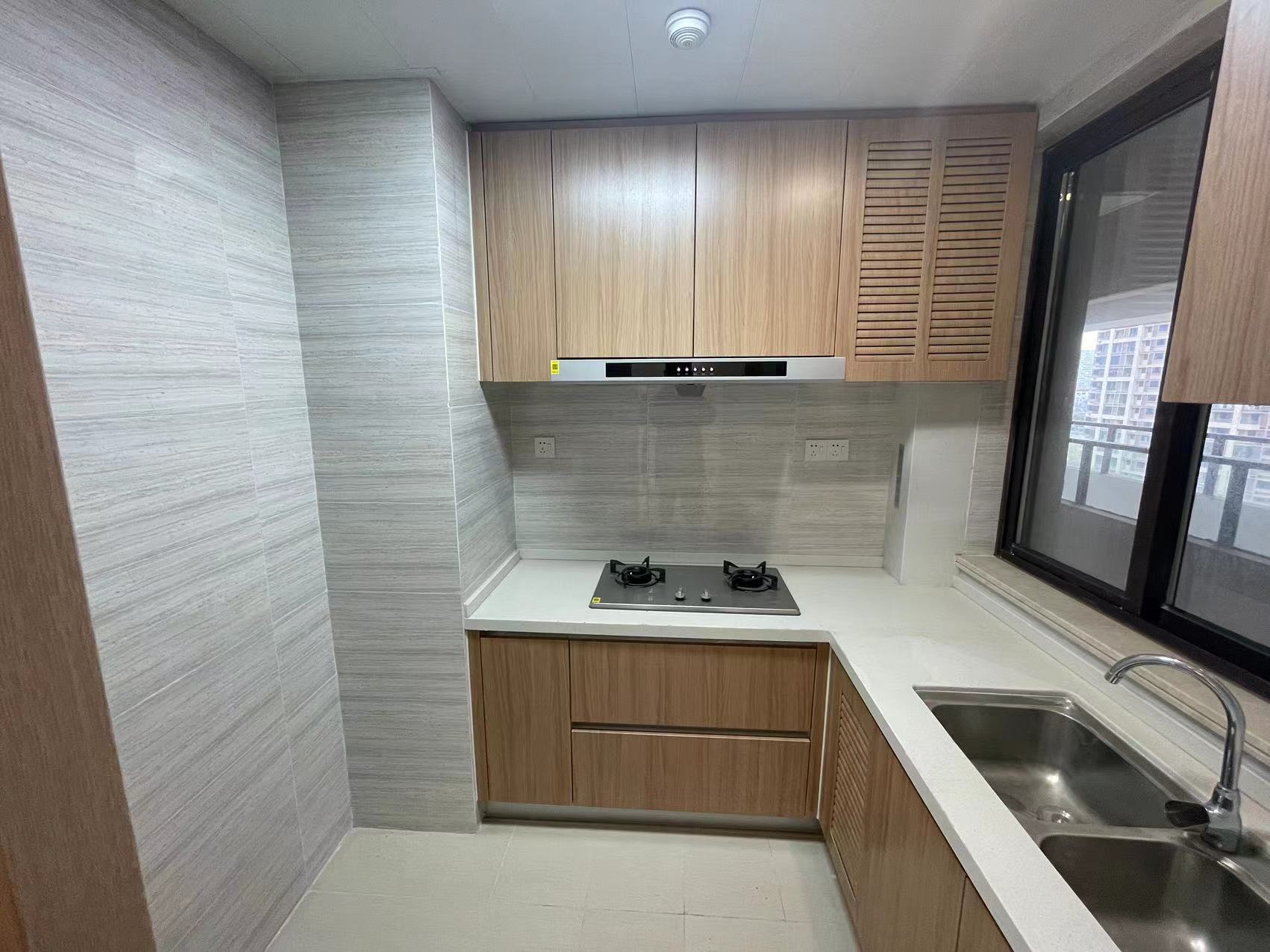 云樾东方 3室2厅1卫 95m&sup2;