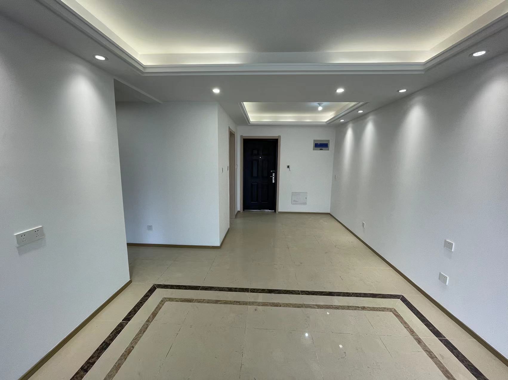 云樾东方 3室2厅1卫 95m&sup2;