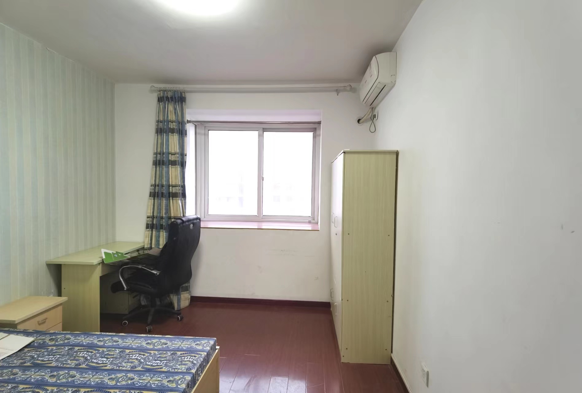 惠泽苑 2室1厅1卫 83m&sup2;