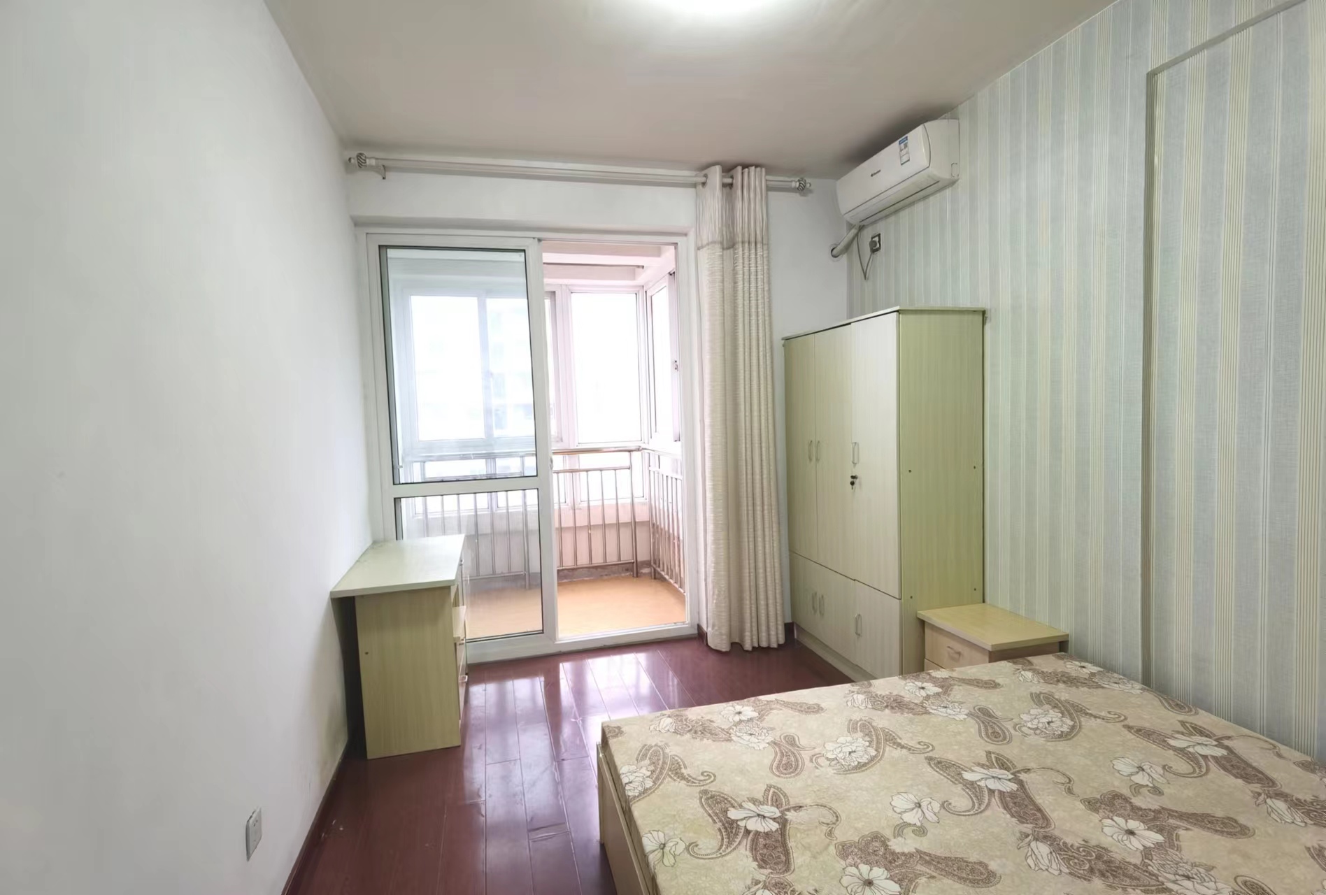 惠泽苑 2室1厅1卫 83m&sup2;