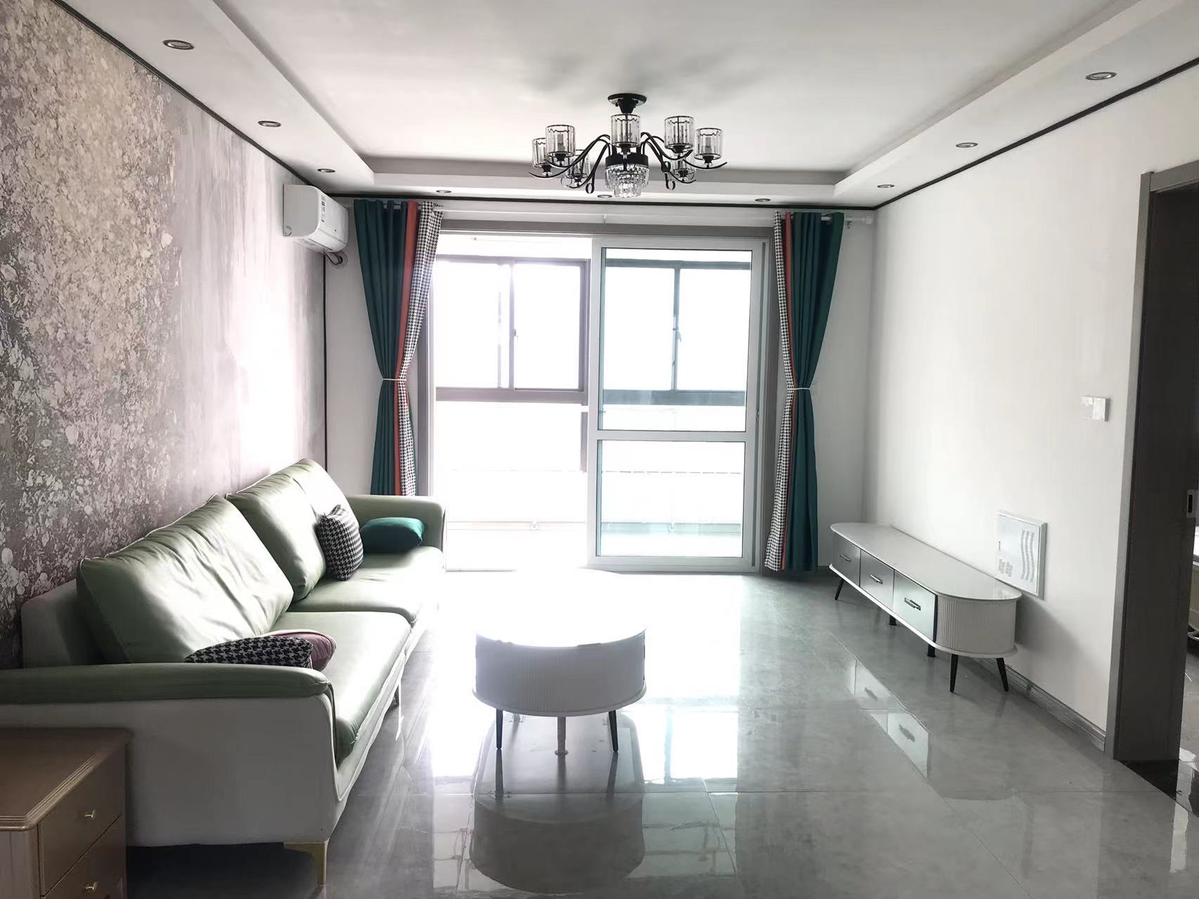 百花馨苑 3室1厅2卫 120.00m&sup2;