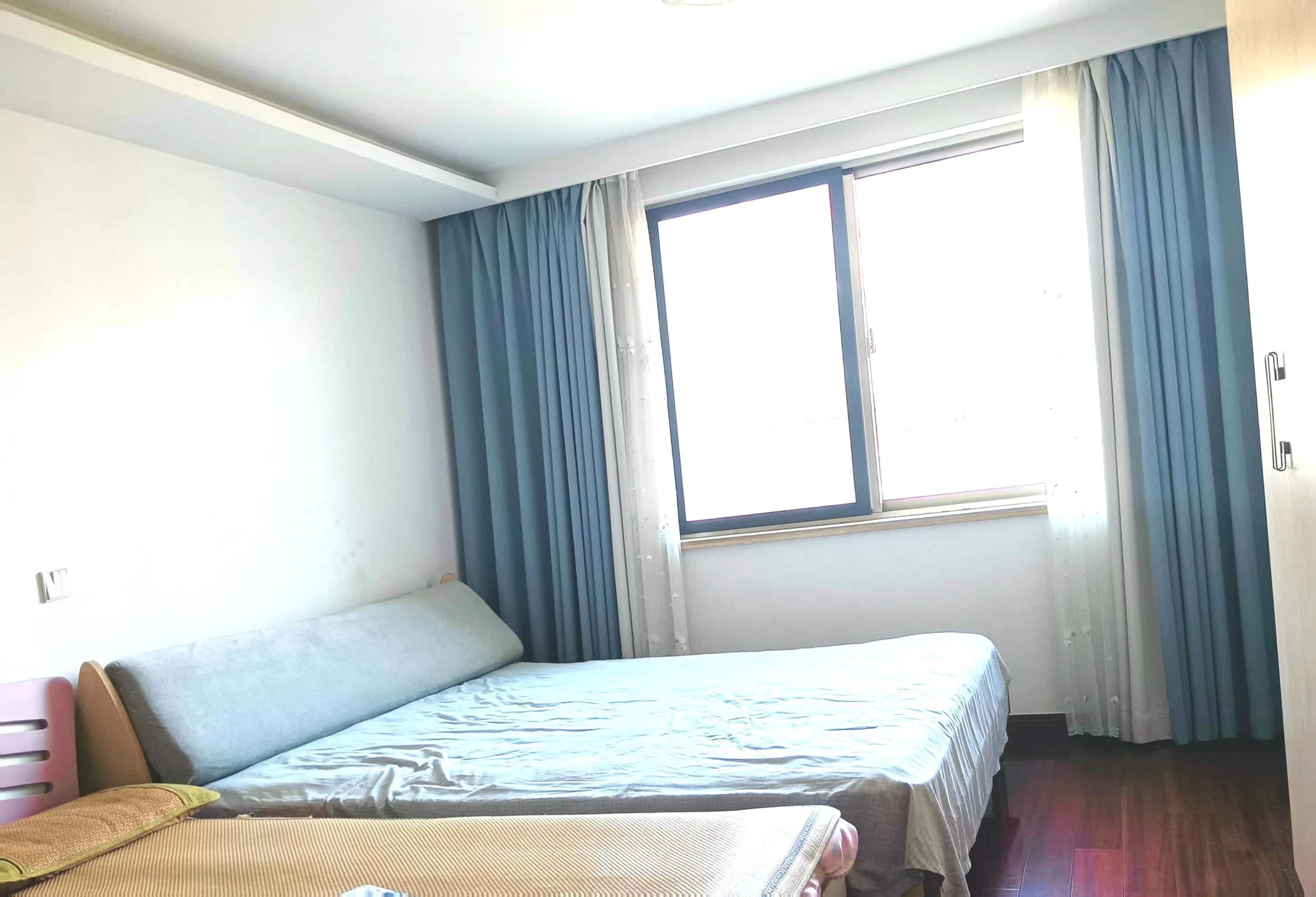 前景花苑 3室2厅1卫 139.93m&sup2;
