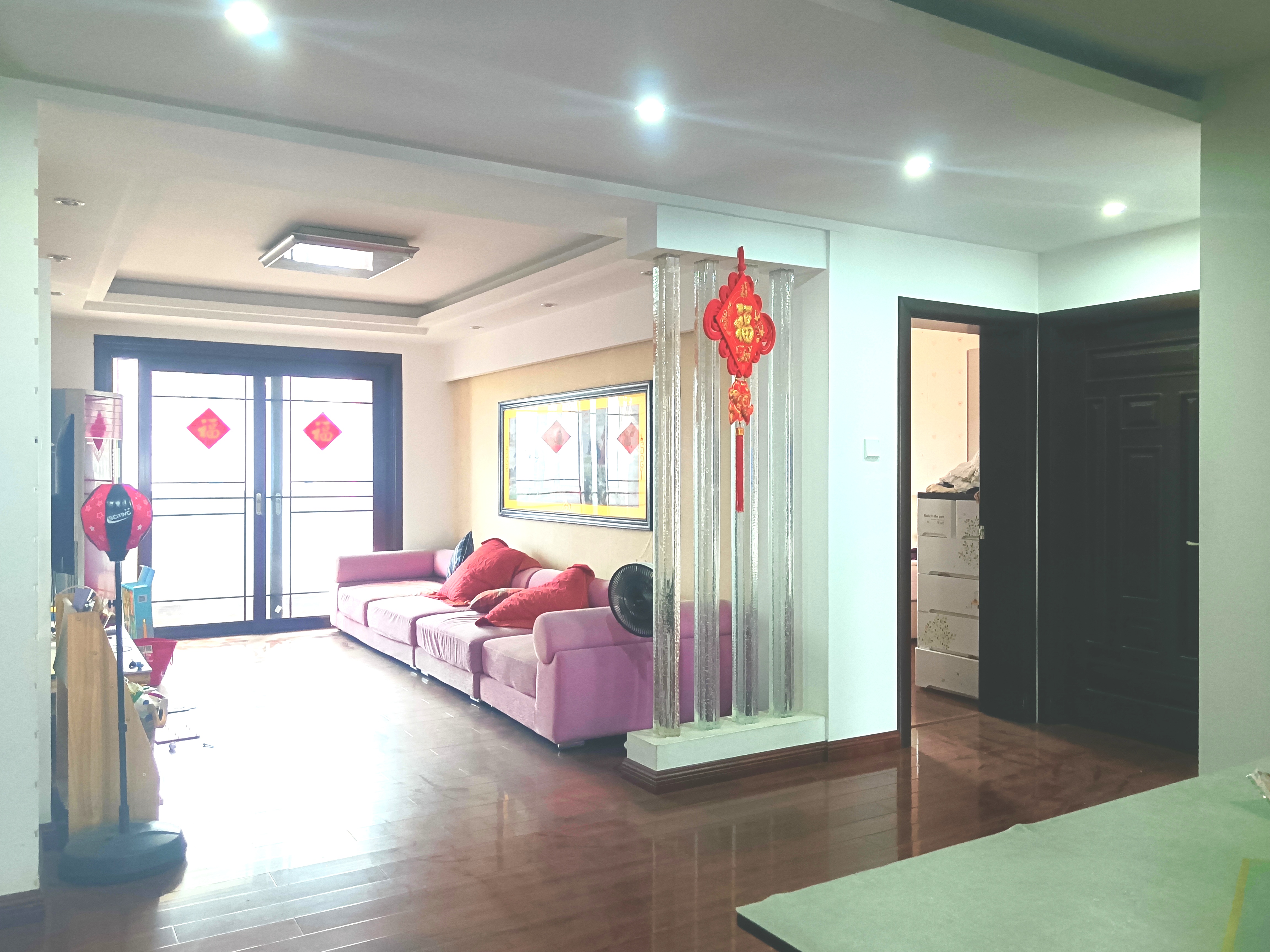 前景花苑 3室2厅1卫 139.93m&sup2;