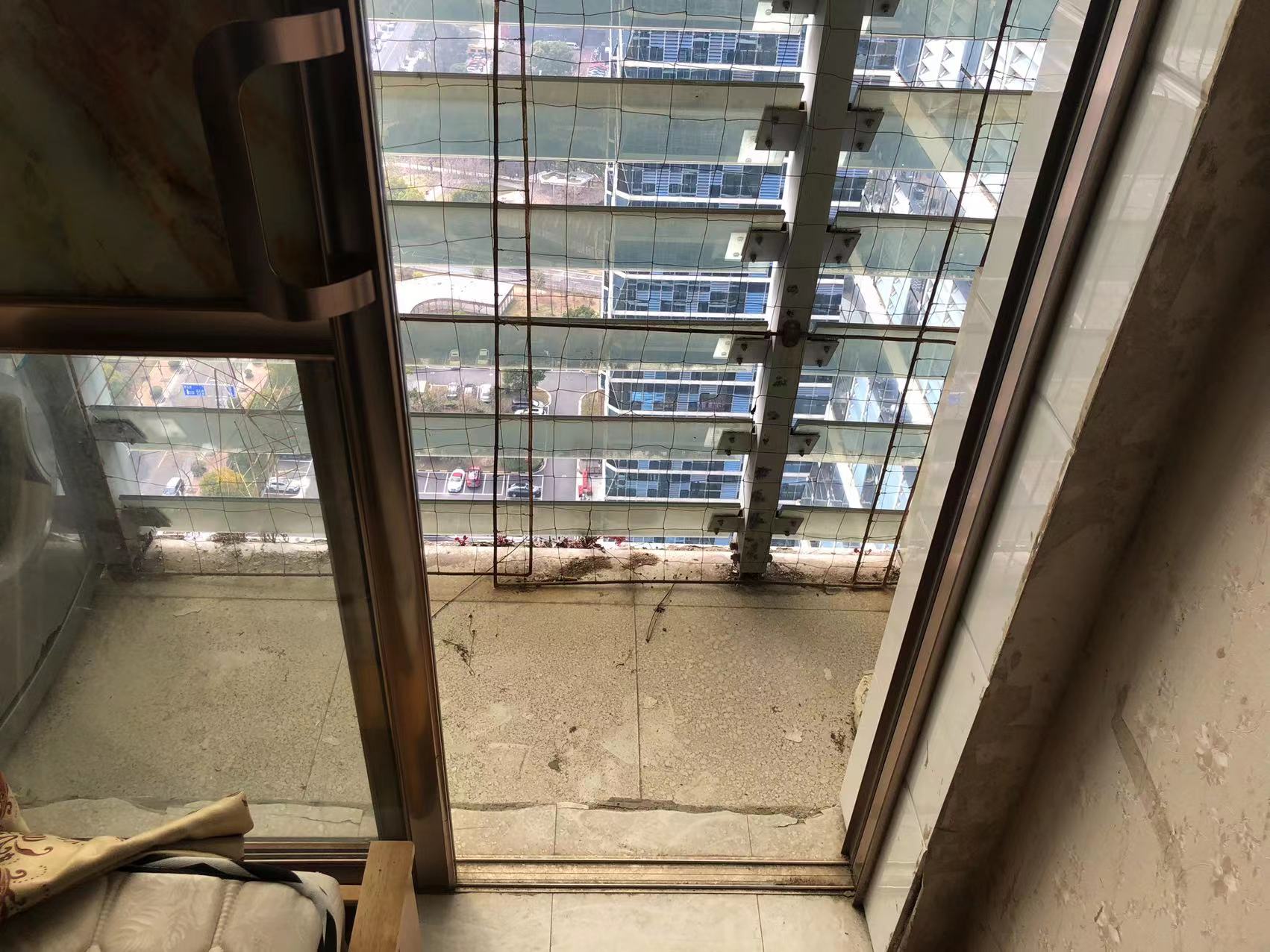 鑫湖国贸中心 1室1厅1卫 45m&sup2;