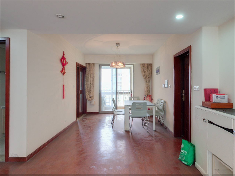 优山美地花园北区 3室2厅2卫 143m&sup2;