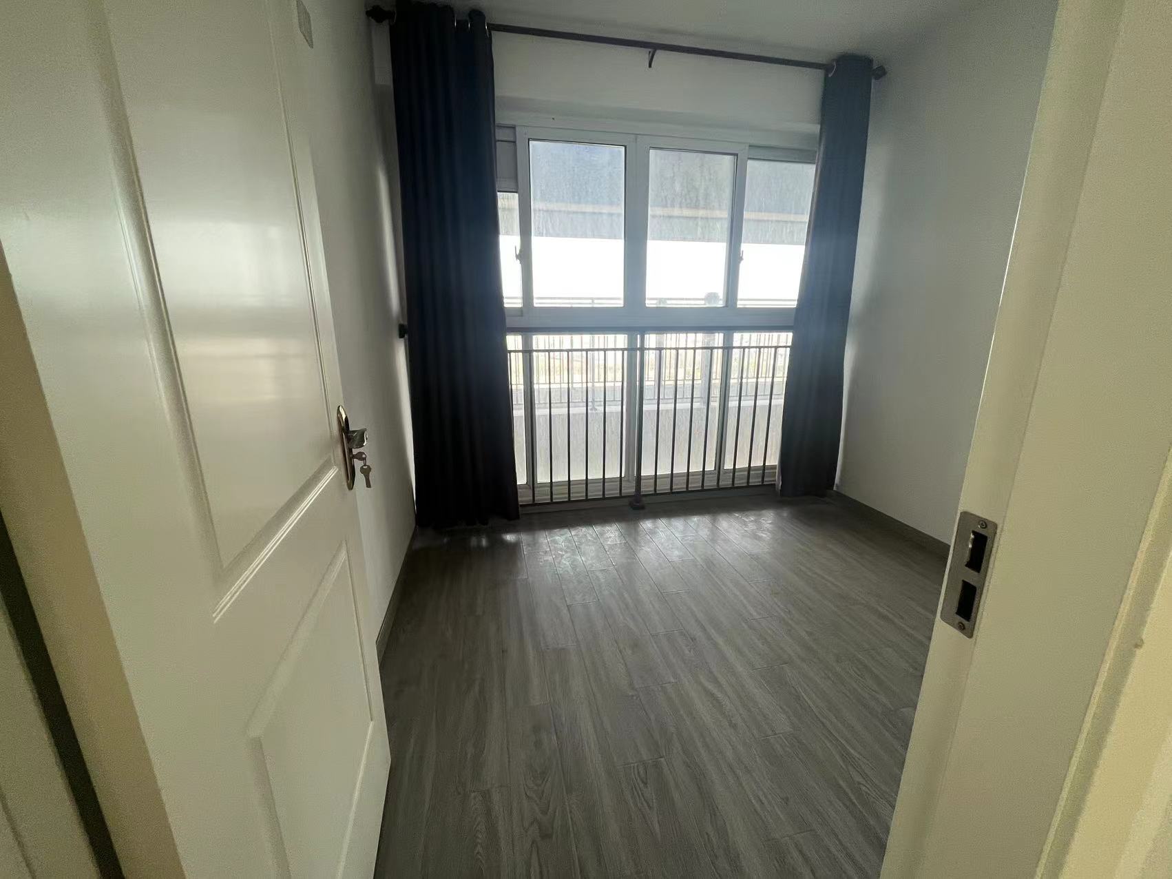 景瑞御府 2室2厅1卫 92m&sup2;