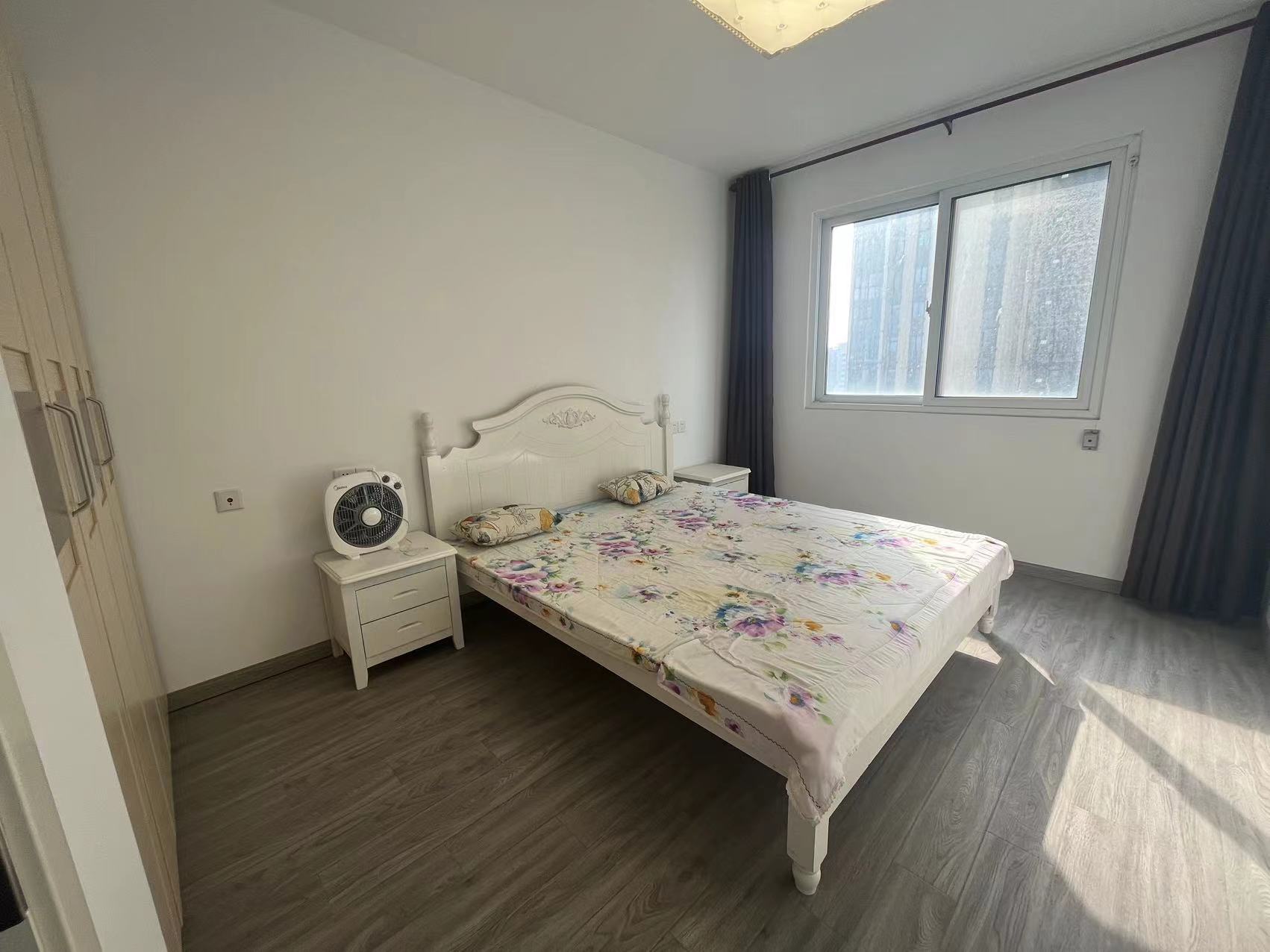 景瑞御府 2室2厅1卫 92m&sup2;