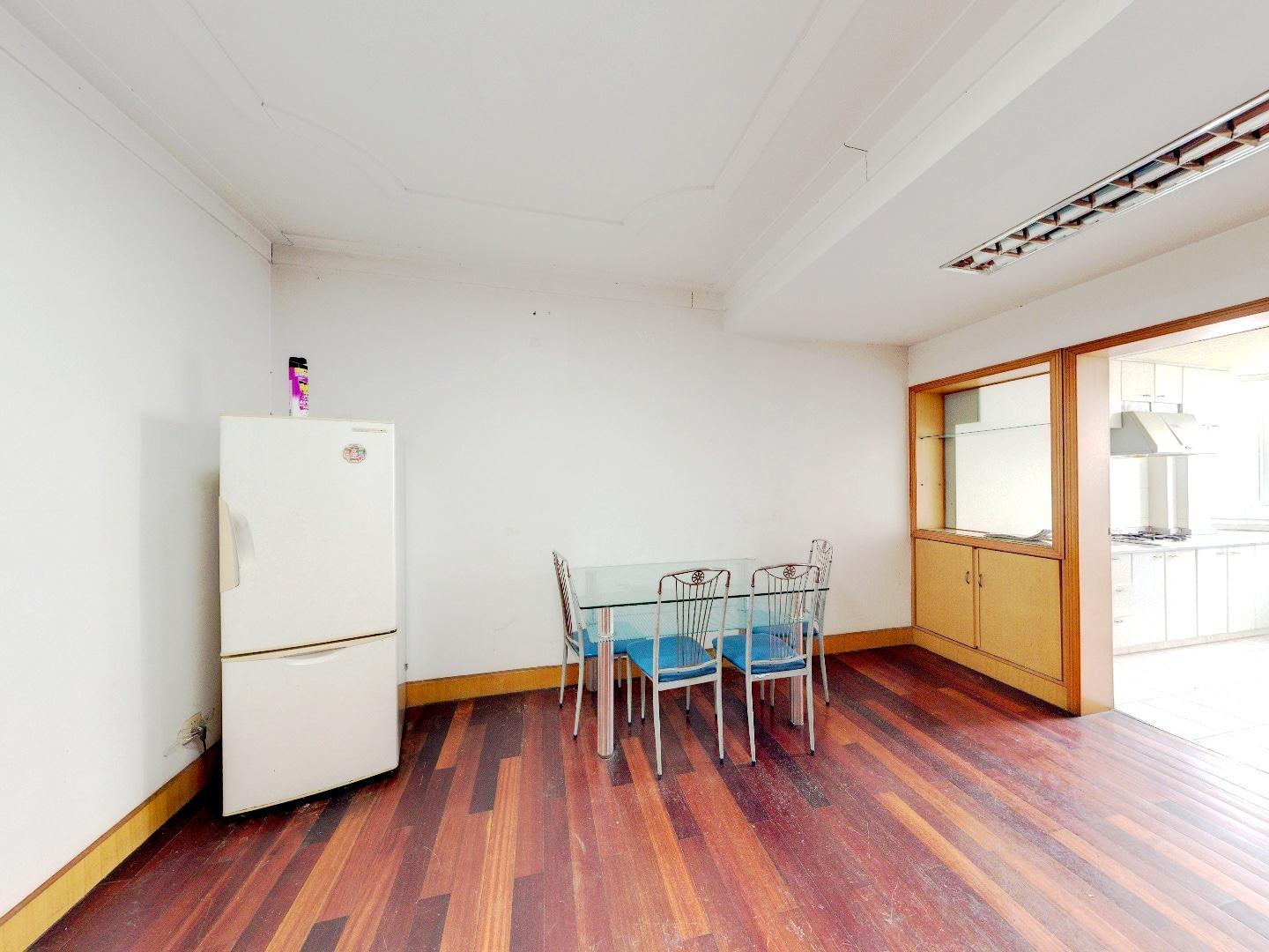 莲花苑 3室2厅1卫 124.1m&sup2;