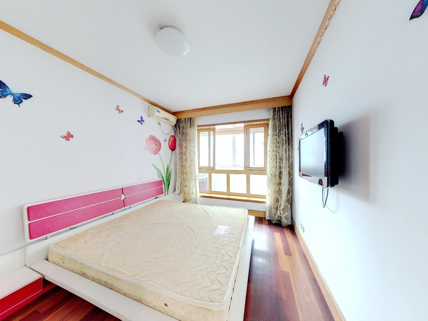 莲花苑 3室2厅1卫 124.1m&sup2;
