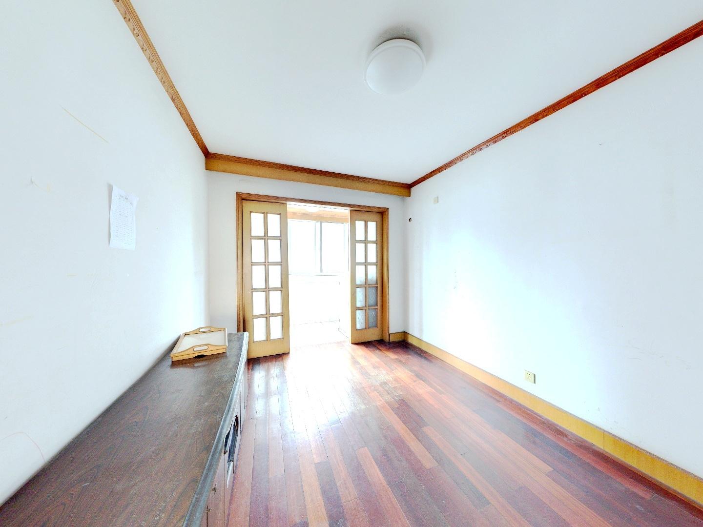 莲花苑 3室2厅1卫 124.1m&sup2;