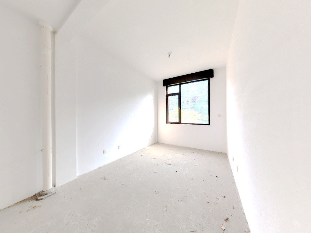 万濠山庄 6室3厅3卫 328m&sup2;