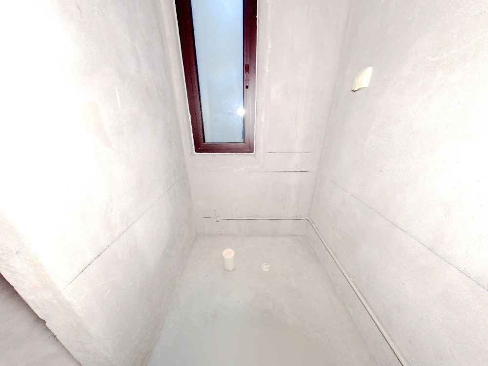 万濠山庄 6室3厅3卫 328m&sup2;
