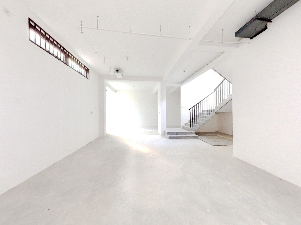 万濠山庄 6室3厅3卫 328m&sup2;
