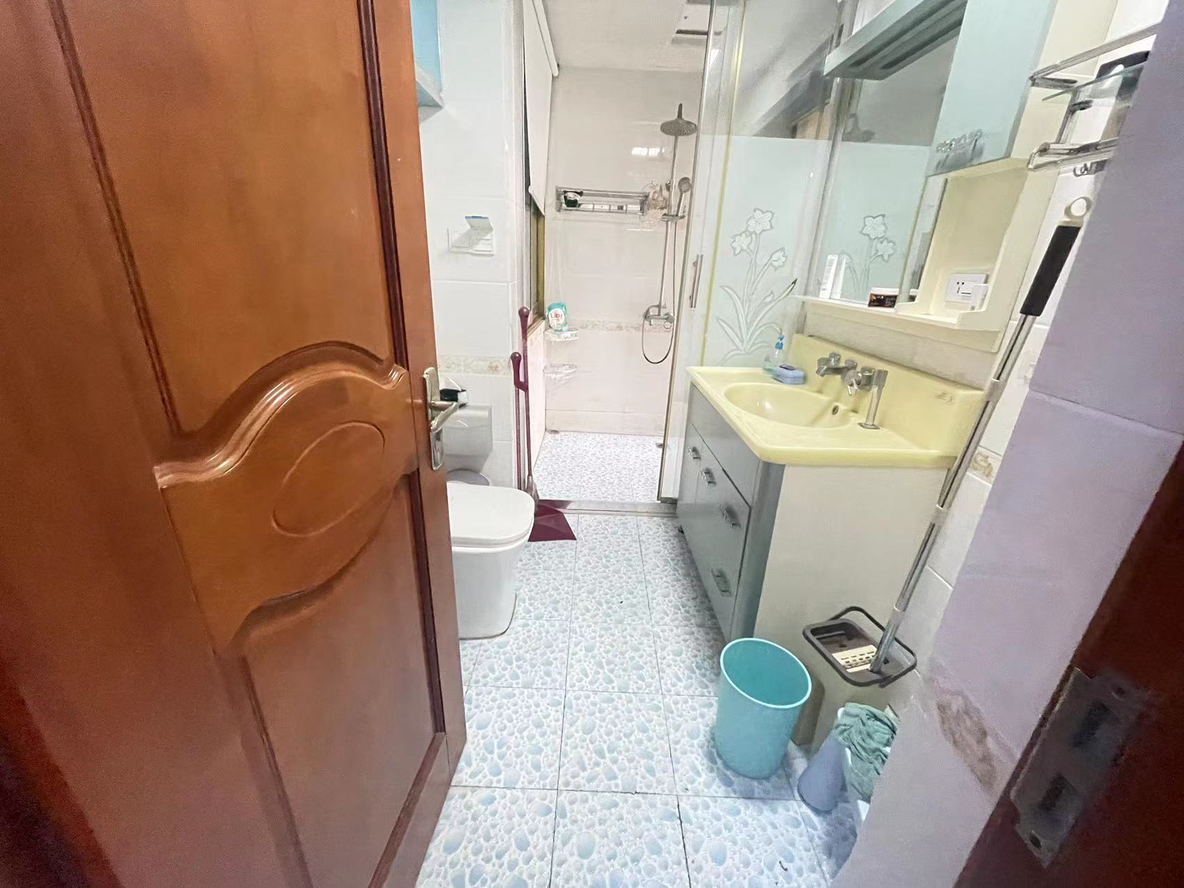 恒盛豪庭 2室2厅1卫 96m&sup2;