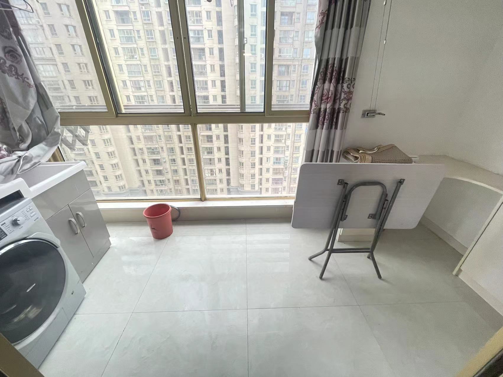 恒盛豪庭 2室2厅1卫 96m&sup2;