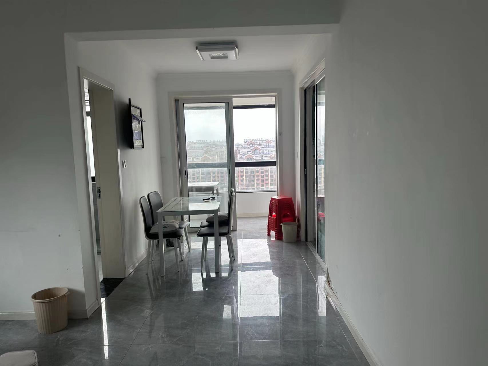 红星嘉苑 2室2厅1卫 86m&sup2;