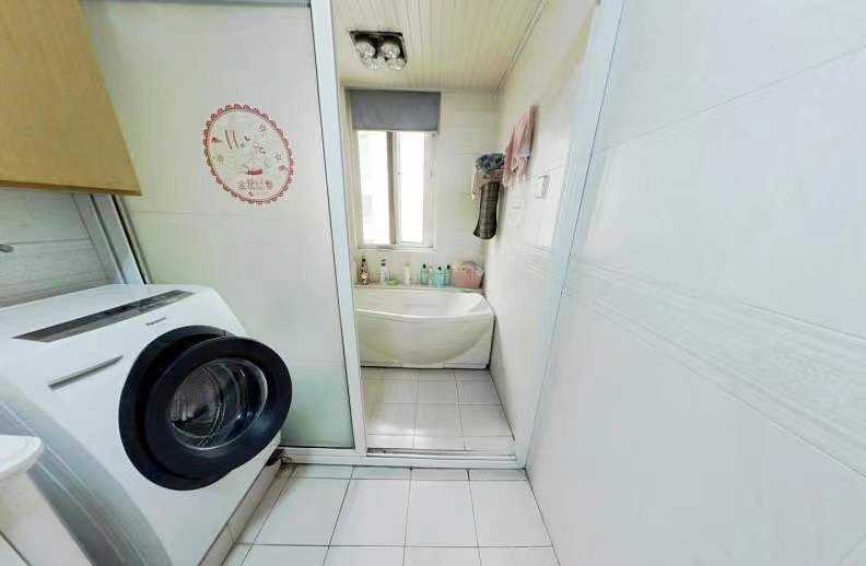 外滩小区 3室2厅2卫 124.38m&sup2;