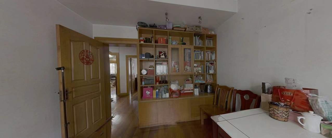 外滩小区 3室2厅2卫 124.38m&sup2;