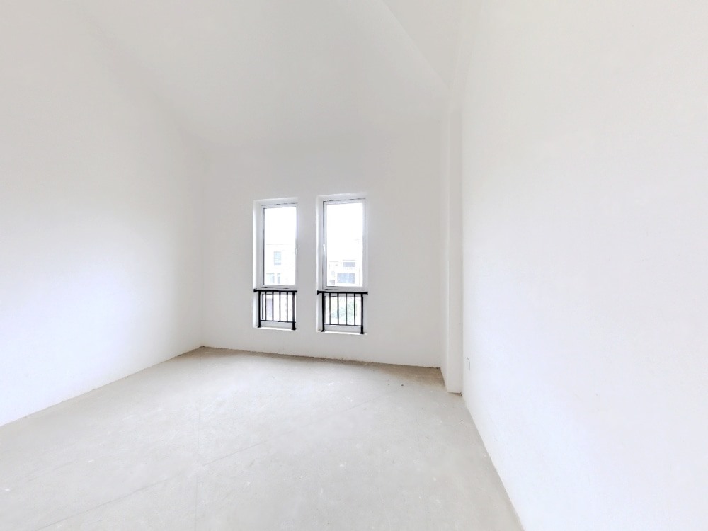 顺发御园 5室2厅2卫 250m&sup2;