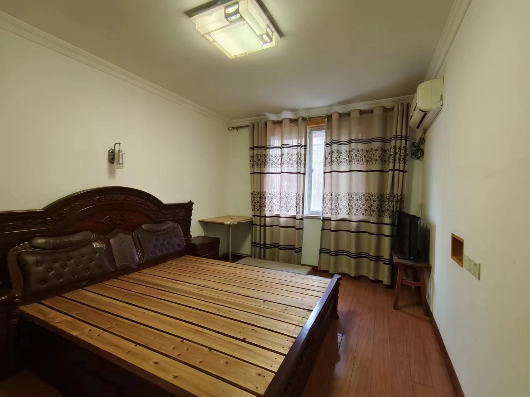 星通花园 2室2厅1卫 75.00m&sup2;