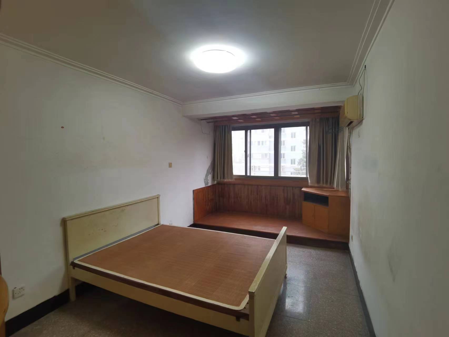 南川园新村 2室2厅1卫 95.23m&sup2;