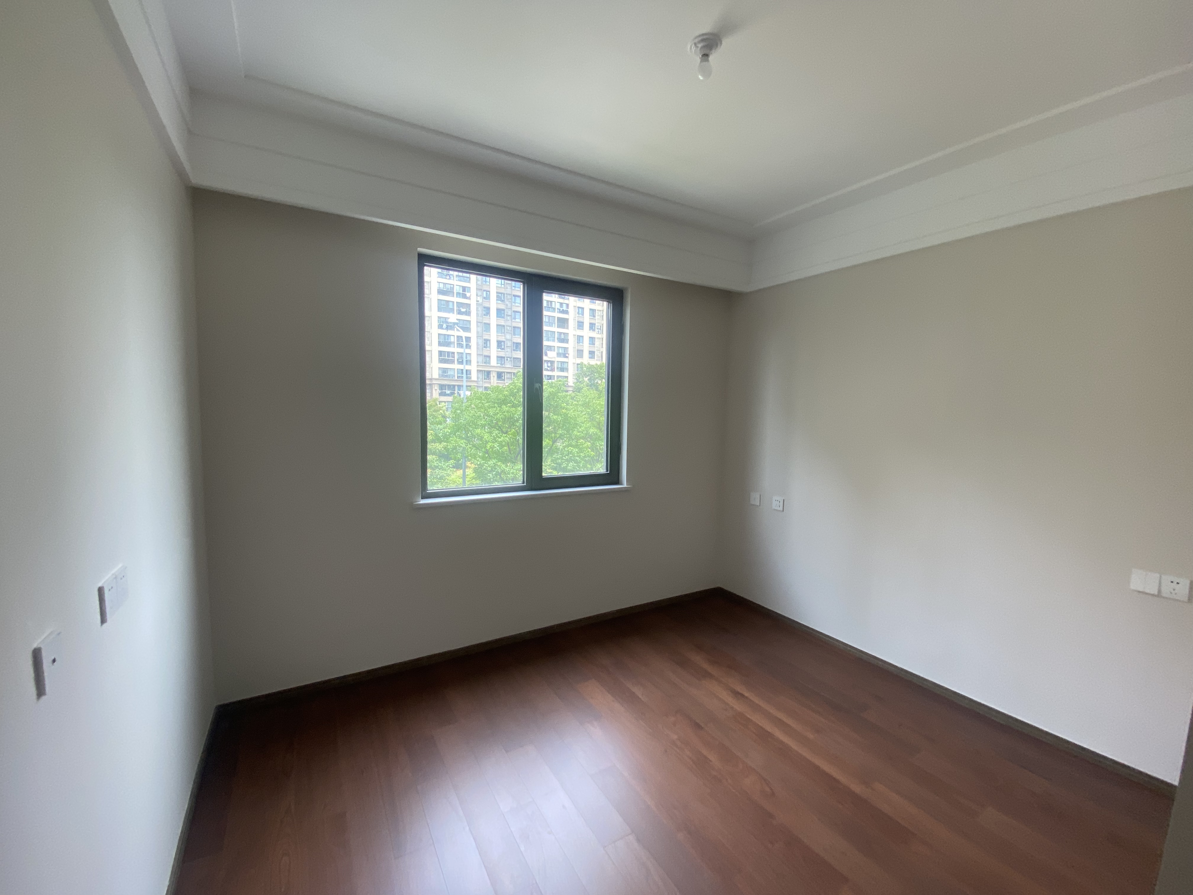 圆融玺悦 4室2厅2卫 134m&sup2;