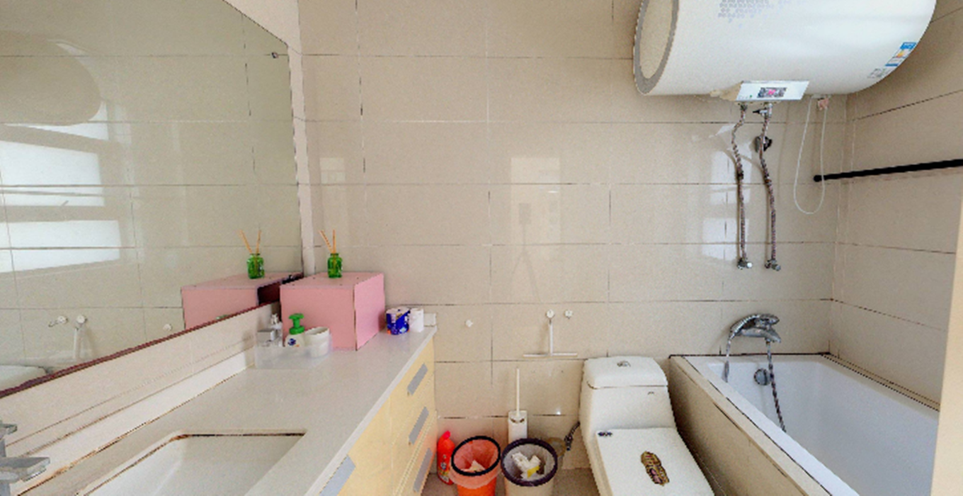 优山美地花园南区 4室2厅2卫 143m&sup2;