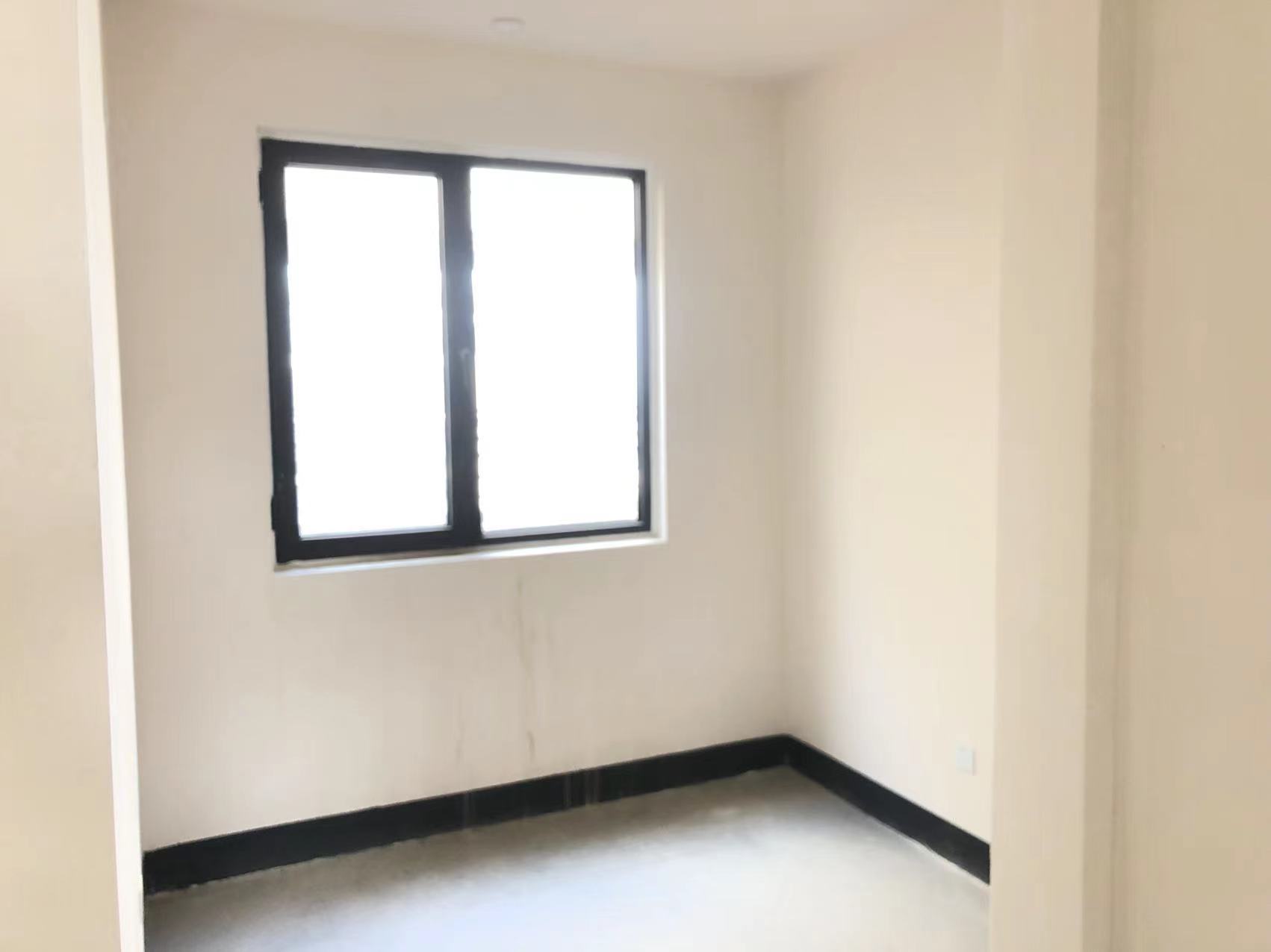 绿地新里城 3室1厅1卫 91m&sup2;