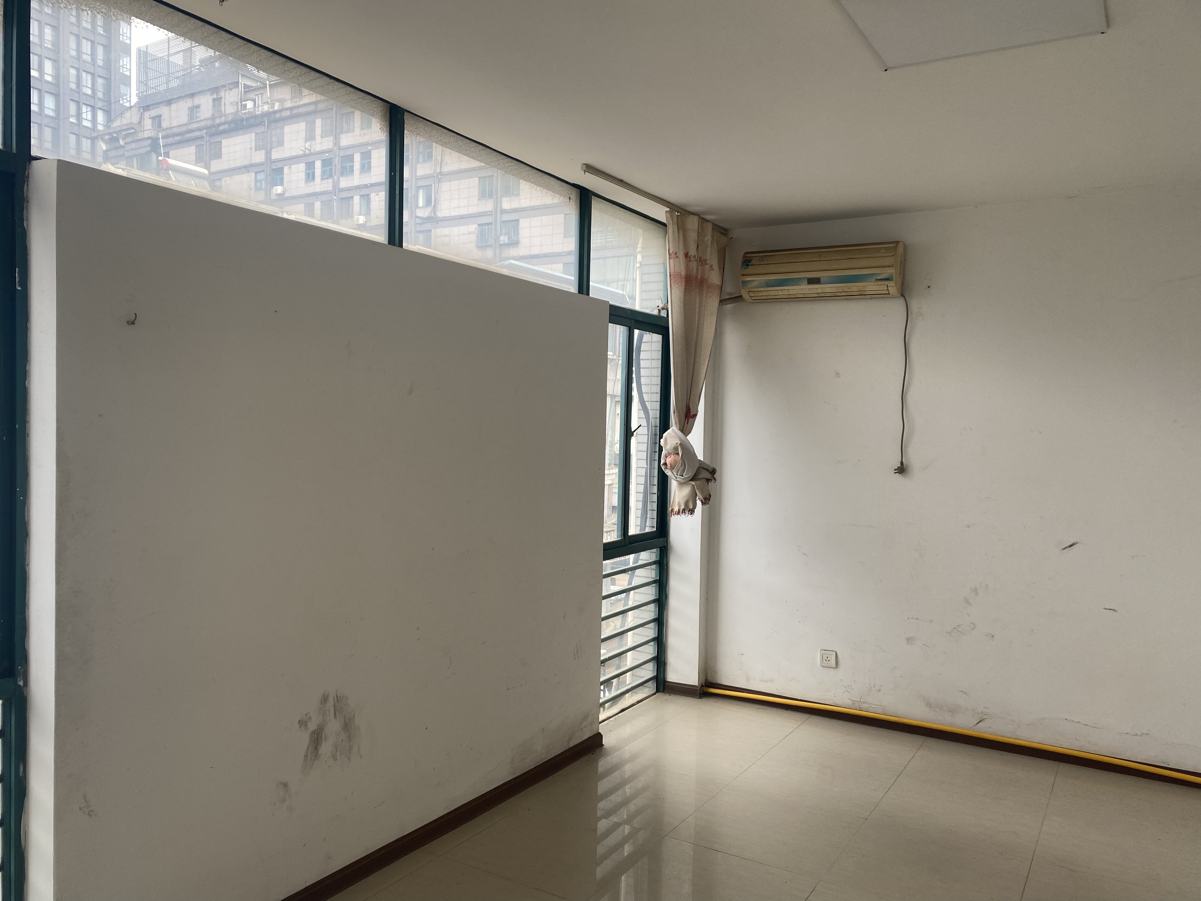 中房海梦城 2室2厅1卫 150m&sup2;