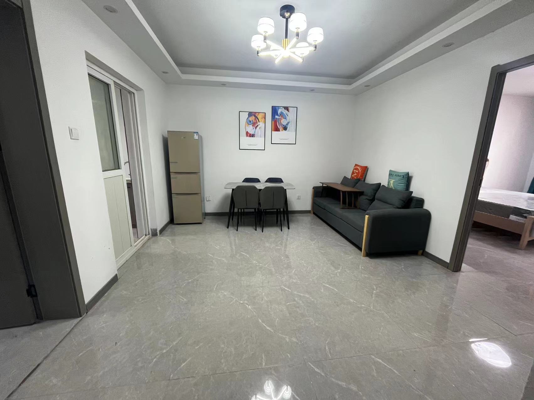 新港花苑西区 2室1厅1卫 78m&sup2;