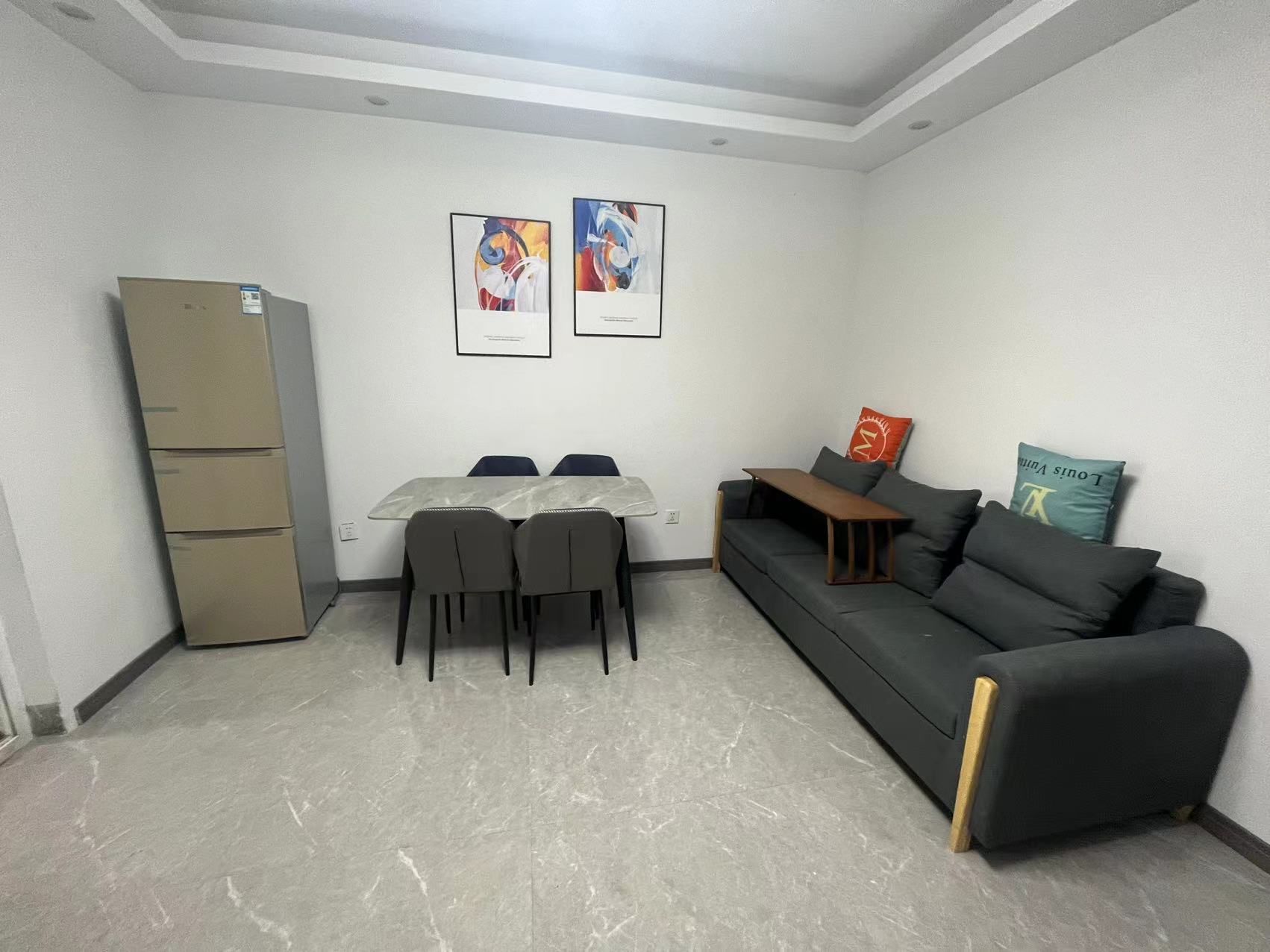 新港花苑西区 2室1厅1卫 78m&sup2;