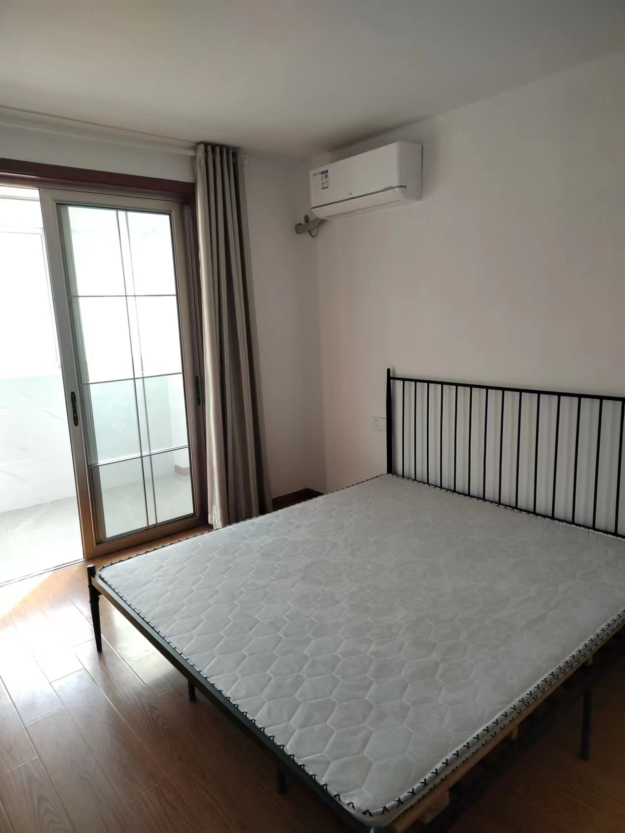 盛唐公寓 3室2厅1卫 128m&sup2;